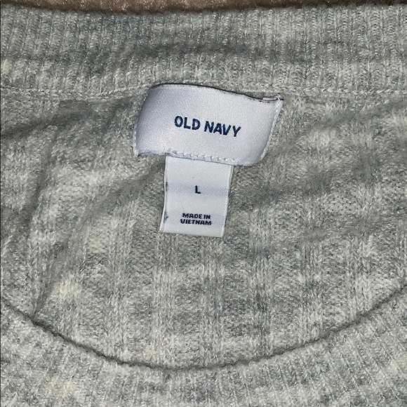 old navy grey sweater - Picture 2 of 2